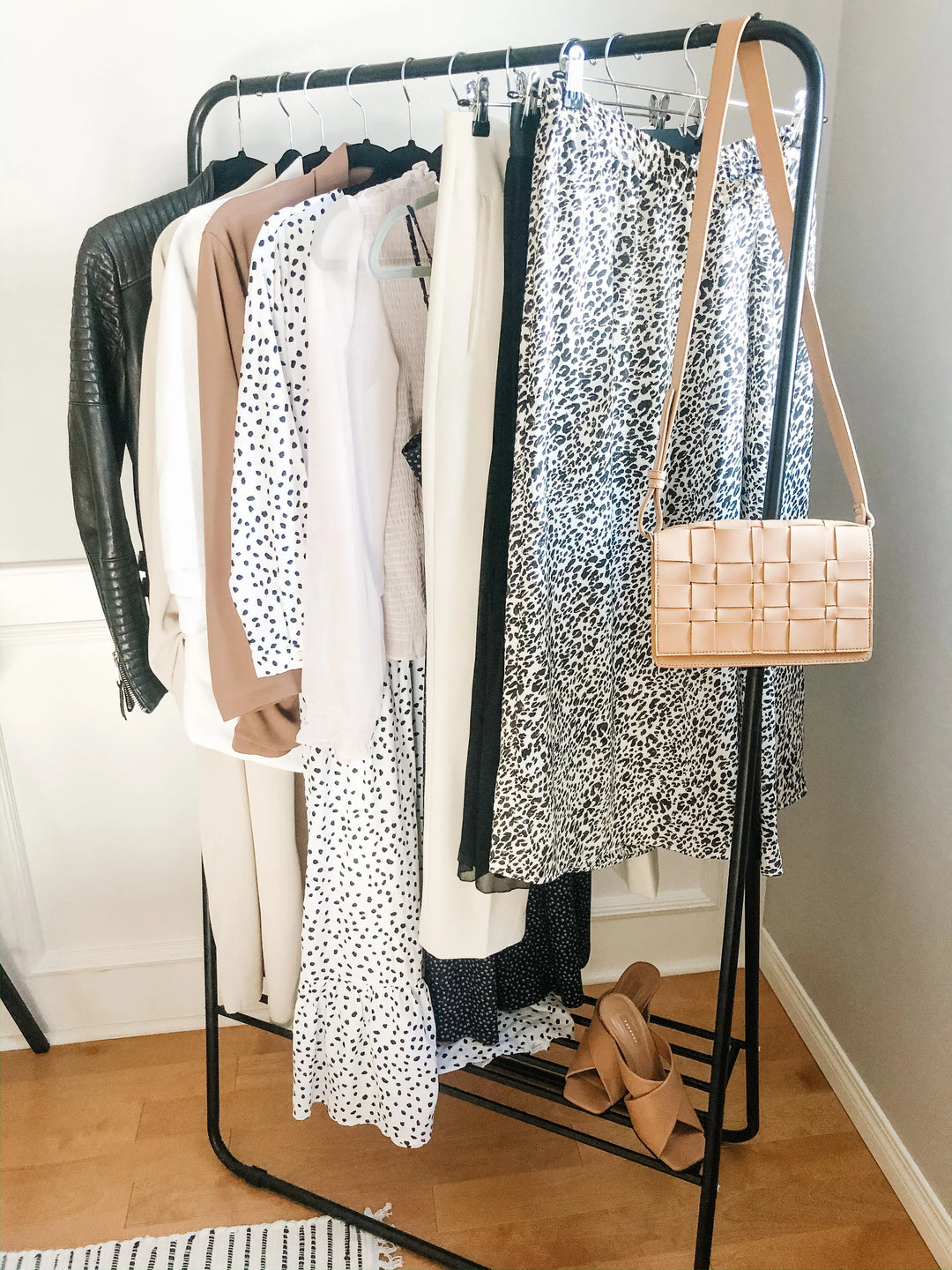 Where Classic Meets Contemporary: How to Build a Premium Capsule Wardrobe