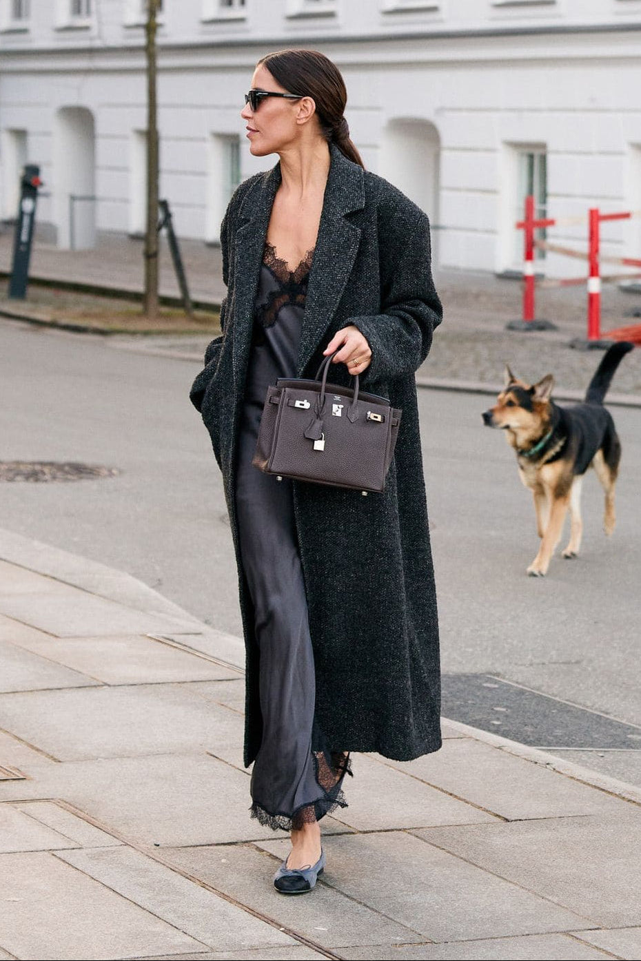 Modern Elegance: 7 Timeless Outfit Formulas That Never Go Out of Style