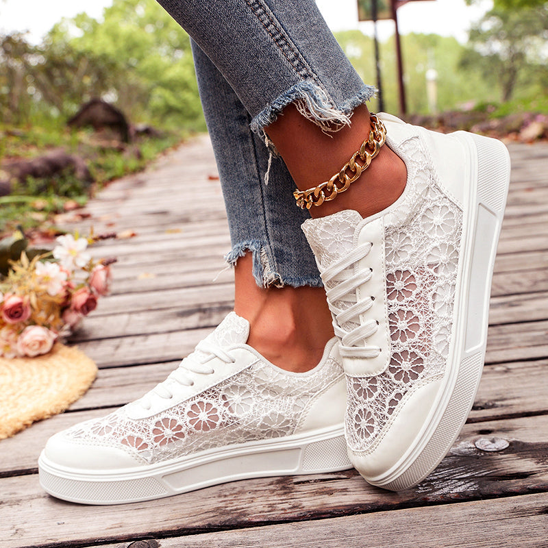 Amanda - Women’s Floral Lace Low-Top Sneakers