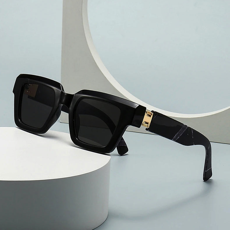Clara Duval Bold Frame Fashion Sunglasses