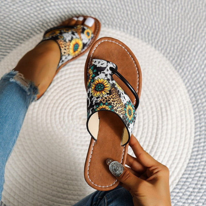 Clara Duval Colorful Flat Sandals with Toe Strap