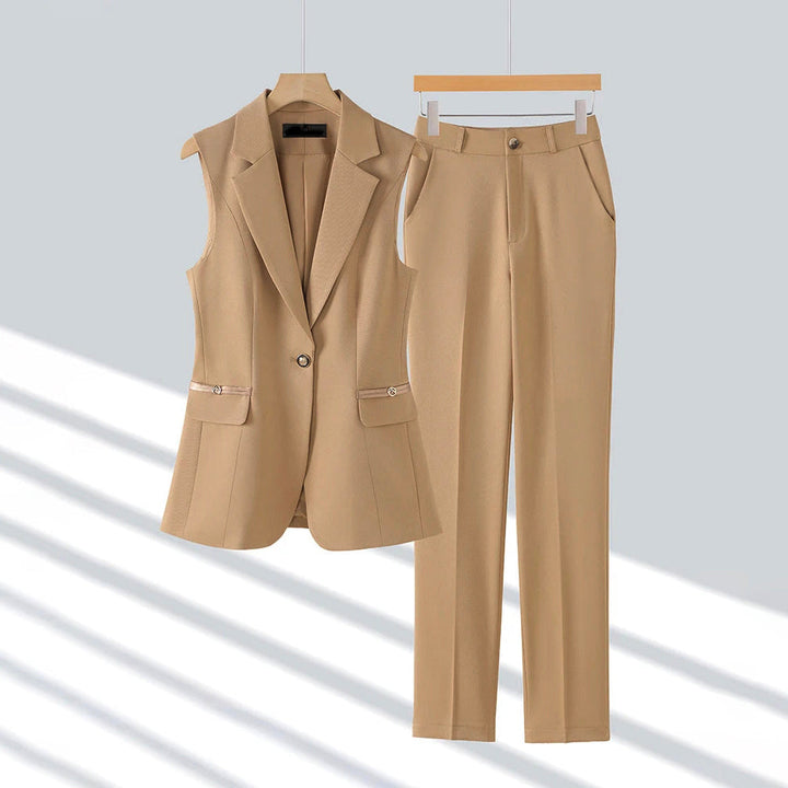 Clara Duval Sleeveless Blazer and Pants Set