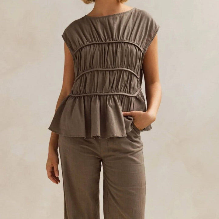 Clara Duval Sleeveless Peplum Blouse
