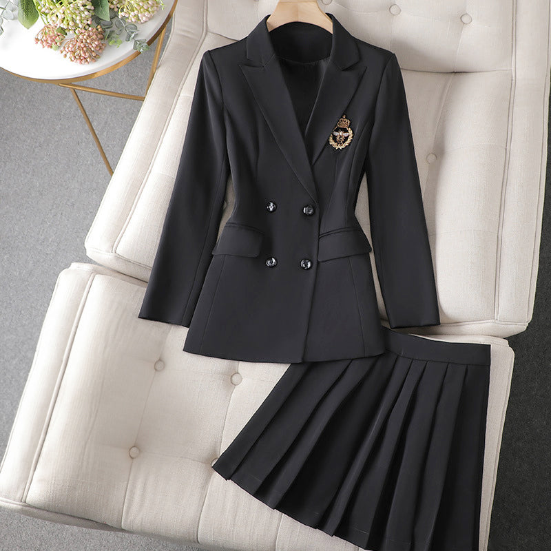 Clara Duval Two‑Piece Tailored Skirt Suit