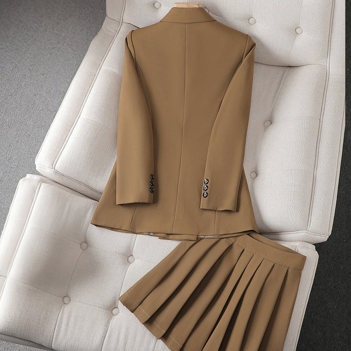 Clara Duval Two‑Piece Tailored Skirt Suit