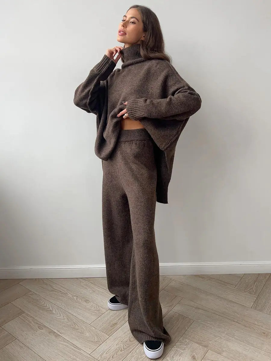 Jane - Women's Turtleneck Sweater and Wide-Leg Knit Pants Set