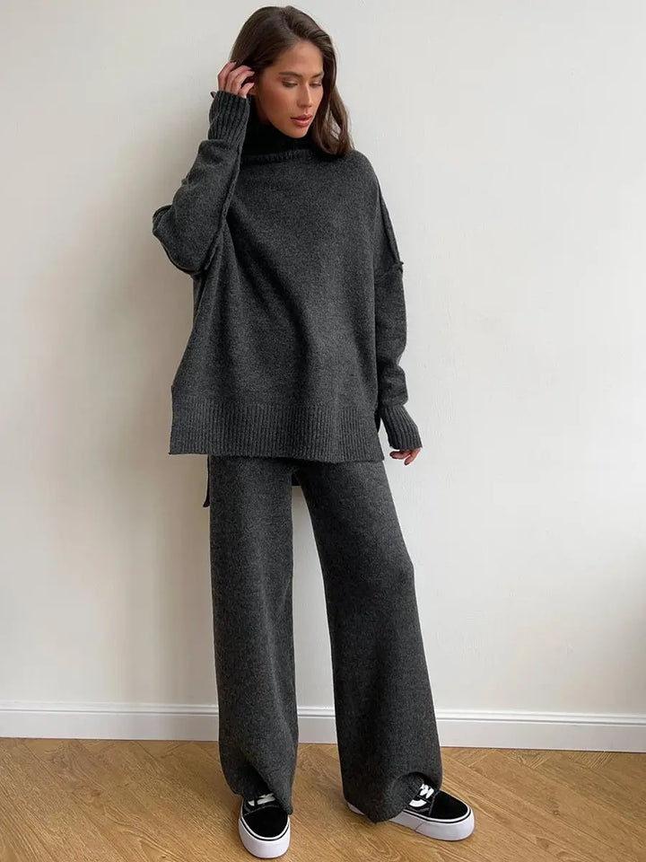 Jane - Women's Turtleneck Sweater and Wide-Leg Knit Pants Set