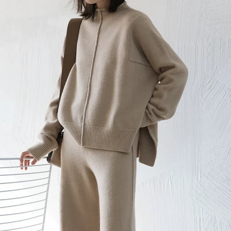 Kate - Women's Center-Seam Knit Top and Wide-Leg Pants Set