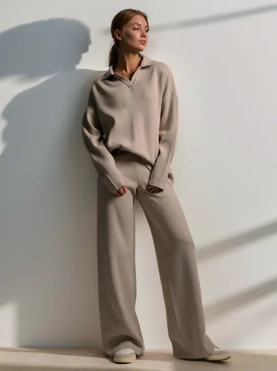 Theodora - Women's Oversized Collared Pullover & Wide-Leg Pants Set