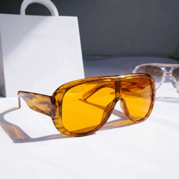 Virello - Oversized Shield Frame Sunglasses