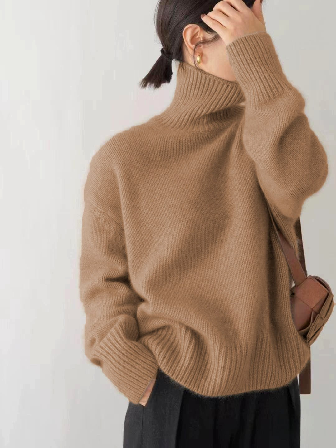 Chloe - Women's Oversized Turtleneck Sweater 6