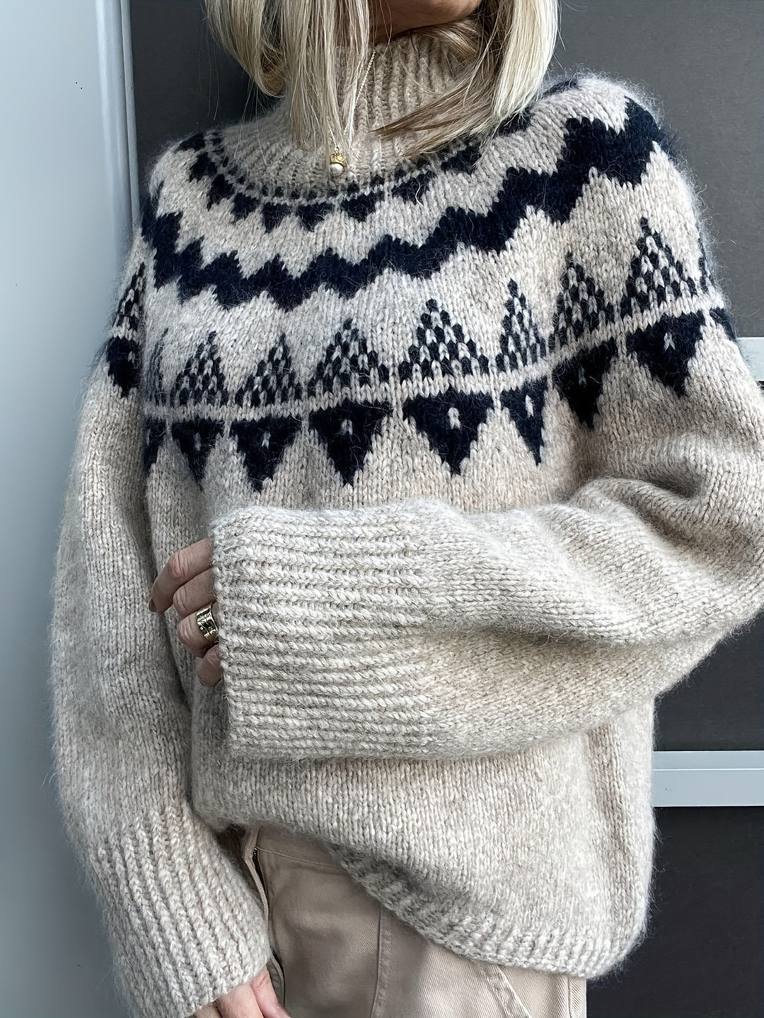 Jean - Women’s Fair Isle Winter Knit Sweater