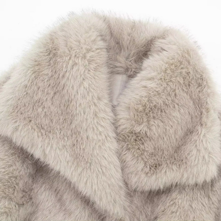 Juliet - Women's Faux Fur Jacket with Wide Collar