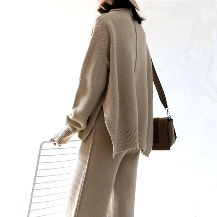 Kate - Women's Center-Seam Knit Top and Wide-Leg Pants Set 9