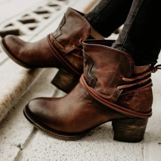 Margot - Women's Ankle Boots with Lace-Up Block Heel