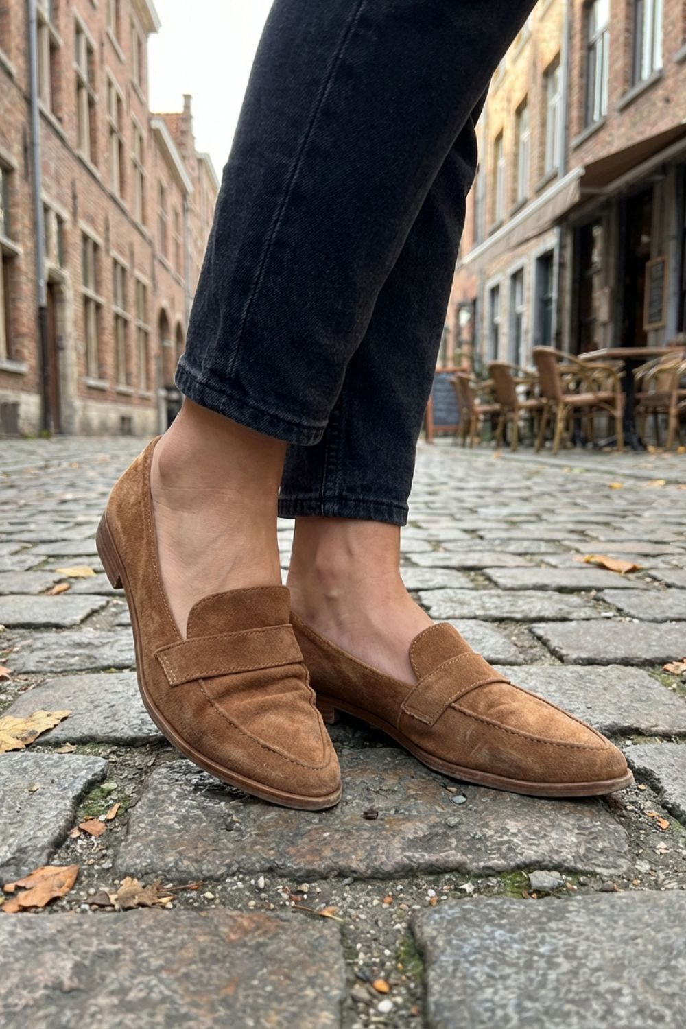 Ophelia - Women's Suede Pointed-Toe Loafer
