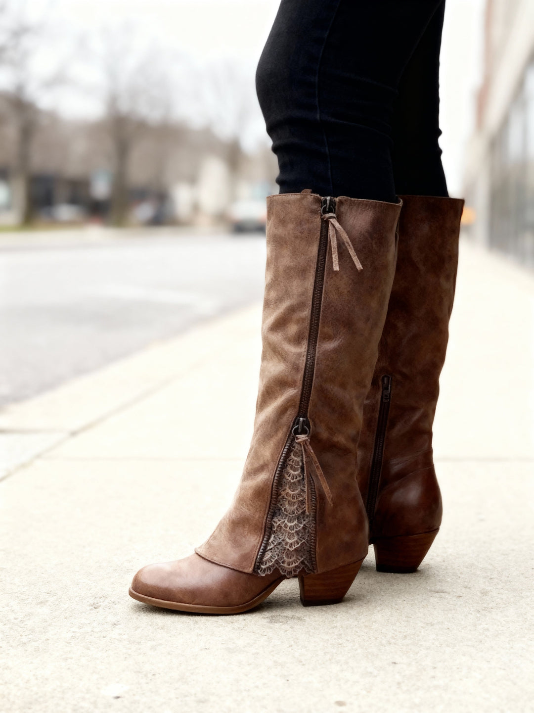 Rosemary - Women's Lace-Trim Western Boots