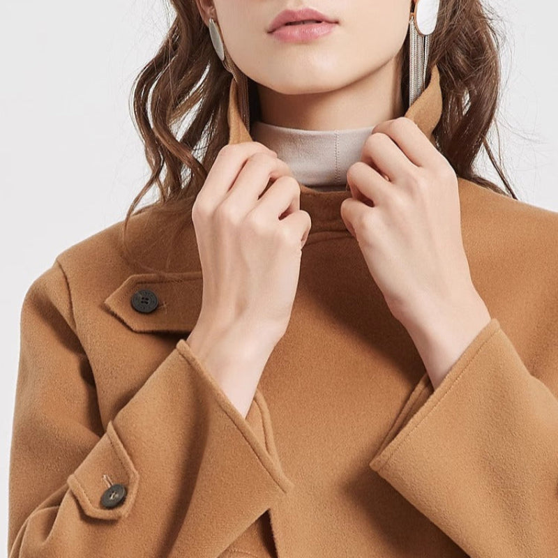 Sarah - Women's Cropped Wool Jacket with Notch Lapel