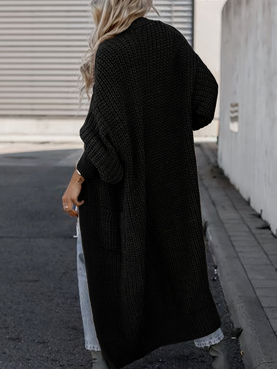 Theodora - Women's Oversized Ribbed Cardigan with Deep V-Neck